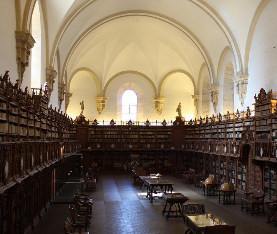 Facultad de Derecho - Universidad de Salamanca